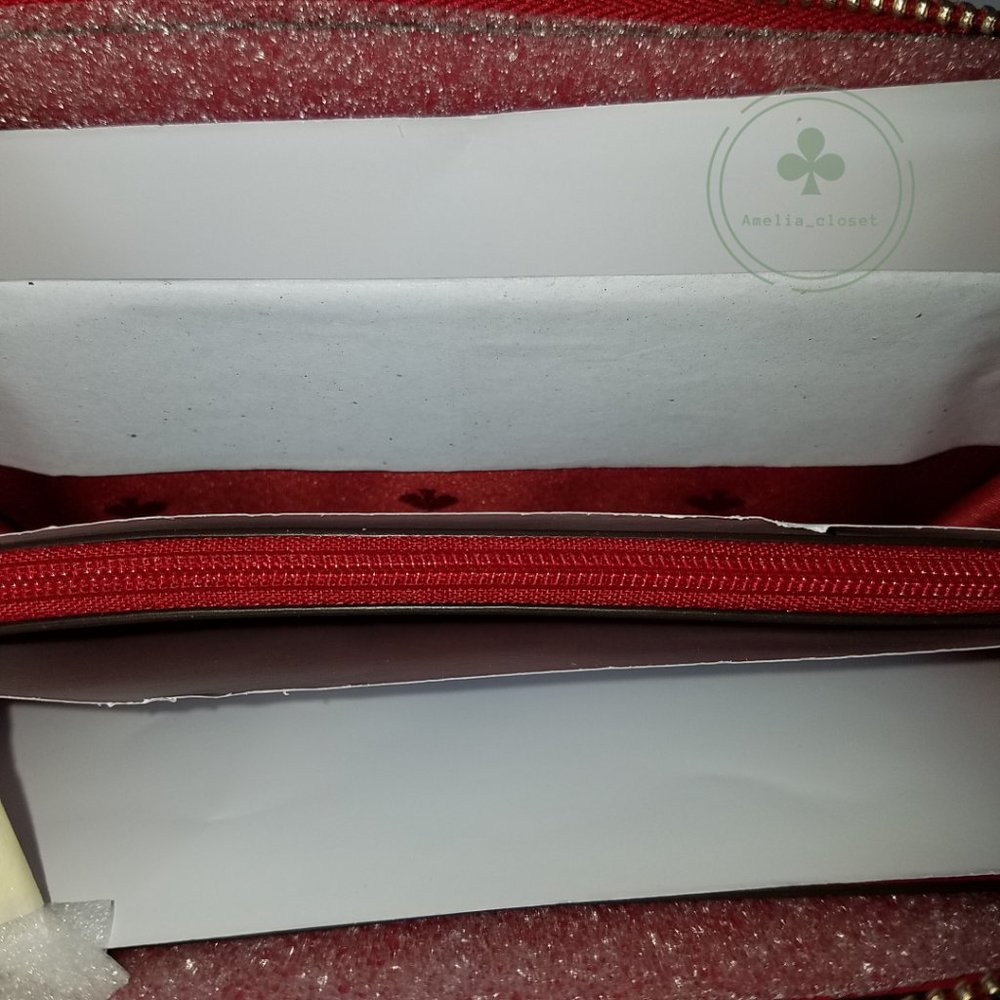 MAKE AN OFFER kate spade staci heart pop printed boxed large continental wallet - Picture 6 of 7